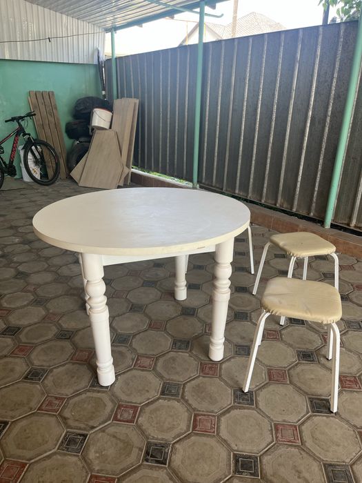 стол со стульями