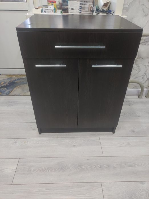 Продам комод цвет венге