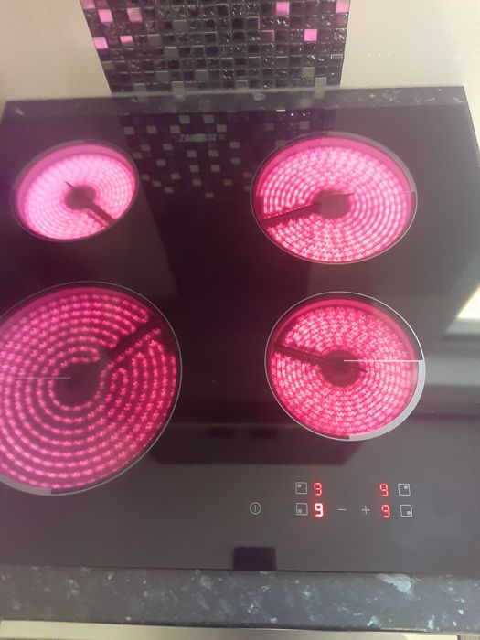 Plita electrica Zanussi