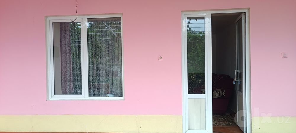 Тошлок туманида ховли уй сот лади 8 сотих  келишамиз