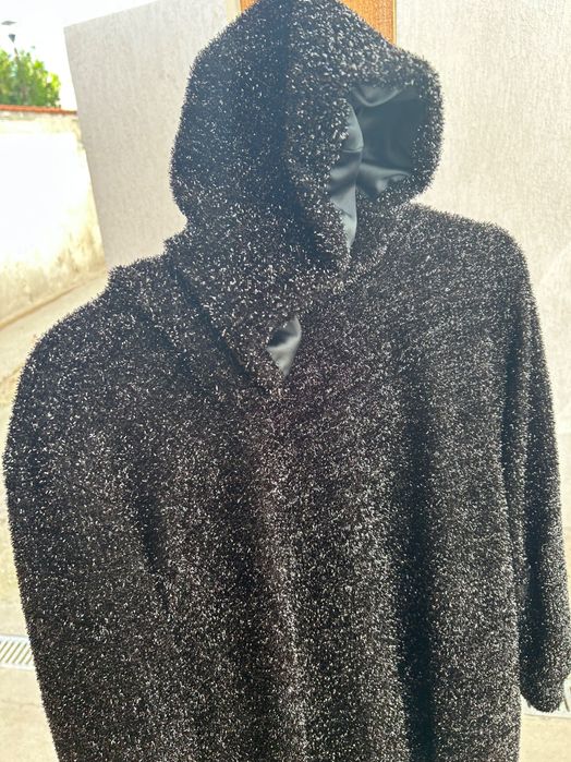 Hanorac negru cu fir meralic