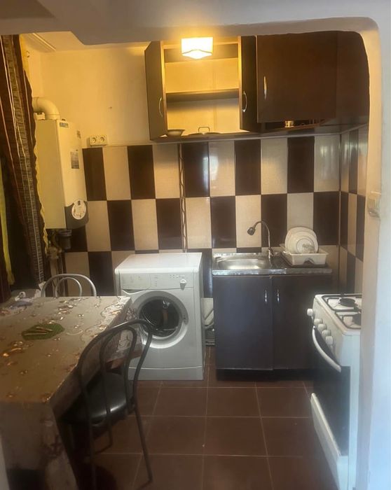 Închiriez apartament în zona Aleea Plopilor,Târgu Jiu.
