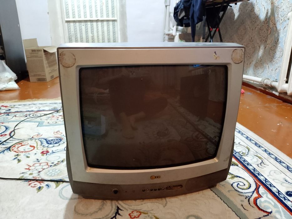 Телевизор,отау продам
