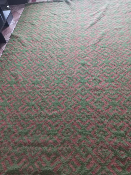 Продам палас 2×3