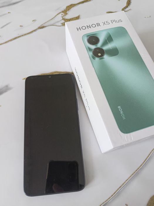 Продам срочно телефон