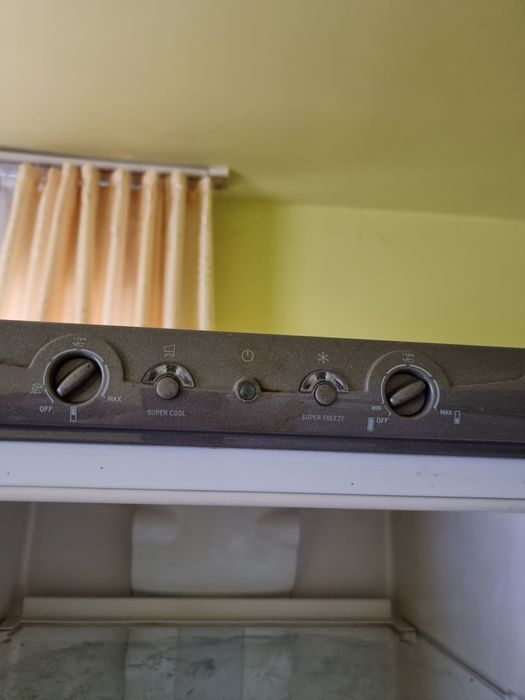 Хладилник Hotpoint Ariston INOX пълен No Frost !