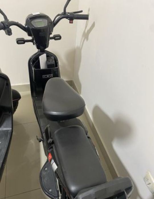 Электронная скутер