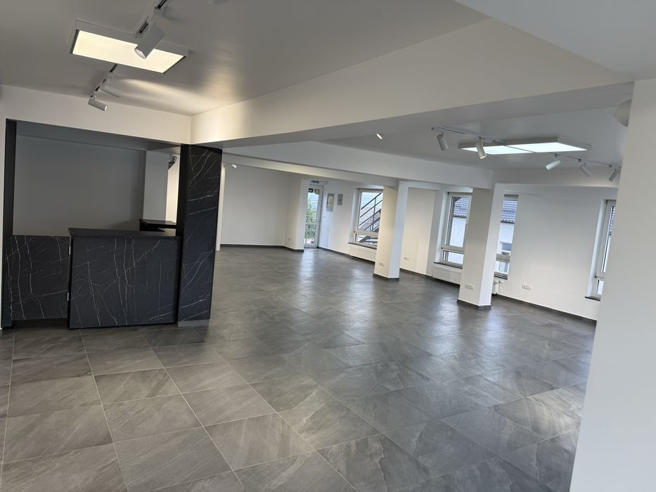 Inchiriez spatiu comercial 200 mp