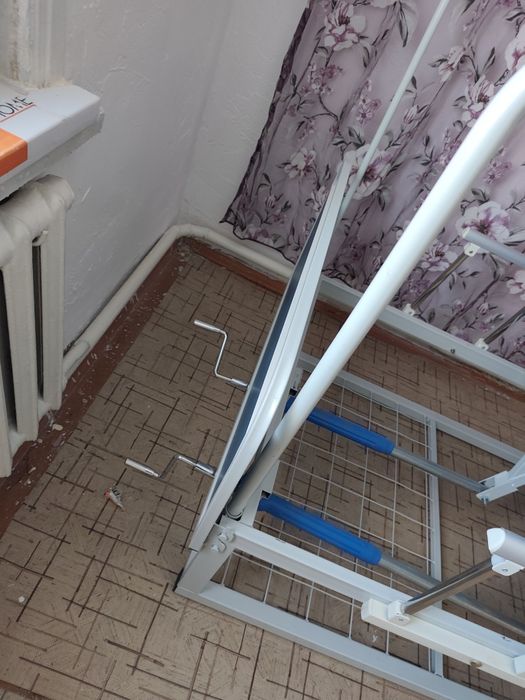 Медицинская кровать