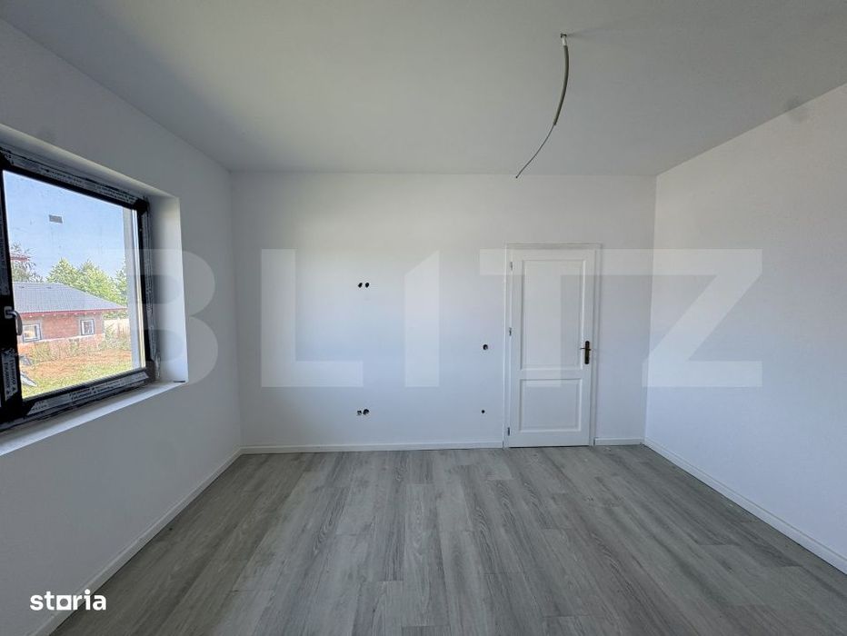 Casa de vanzare, 105 mp, zona Corunca