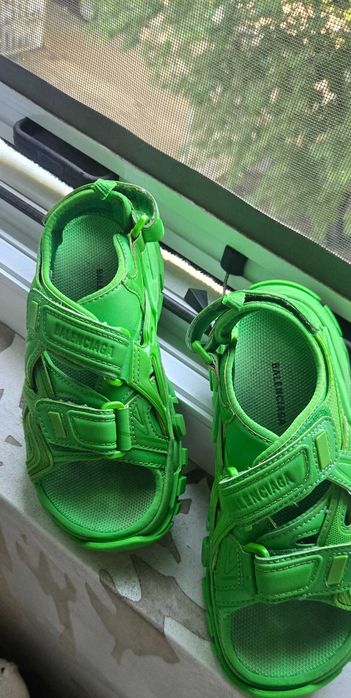 Balenciaga оригинални детски сандали
