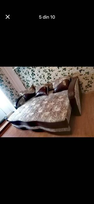 Oferim spre vânzare mobilă pentru casă : canapele extensibile, mese +6 scaune și mobilier la comandă - buget pentru toate buzunarele