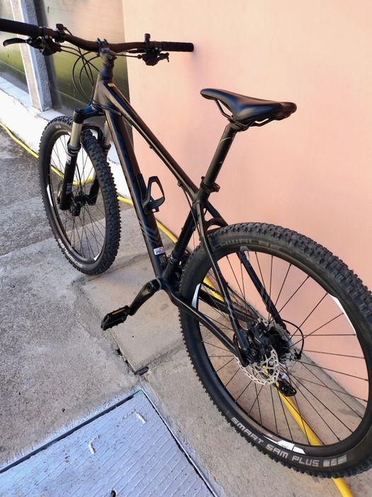 Vând bicicletă Giant Talon mărime M, roți 27,5