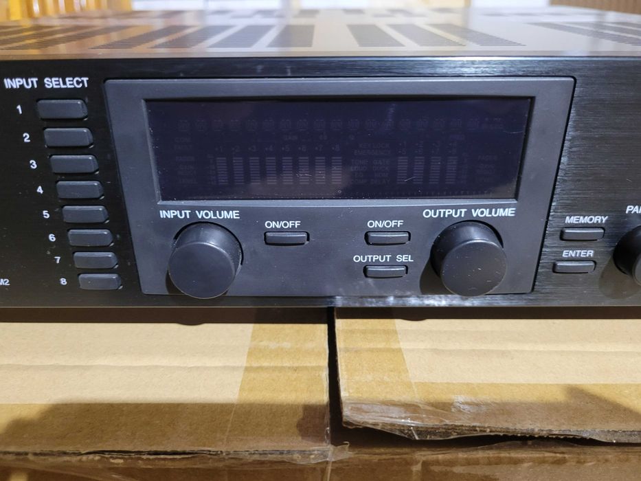 Amplificator profesional TOA M-9000M2 cu MIXER matricial modular