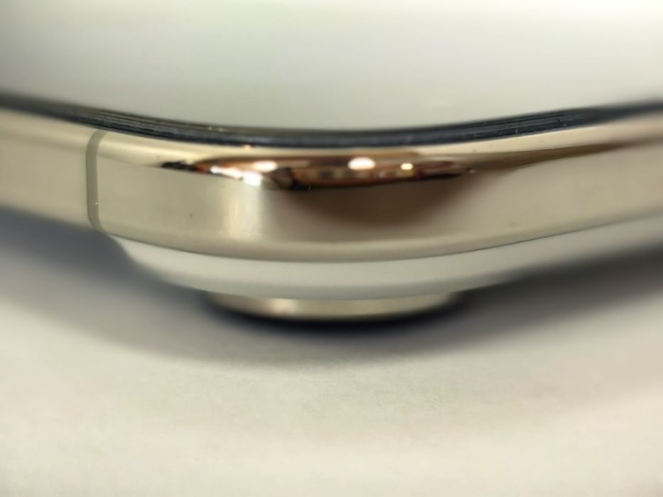 Iphone Air 1TB  Light Gold 100% 2 цикъла НОВ ГАРАНЦИЯ