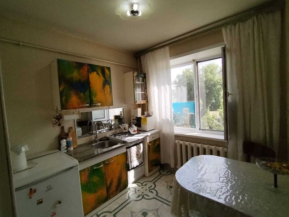 продам 1 комнатную квартиру!