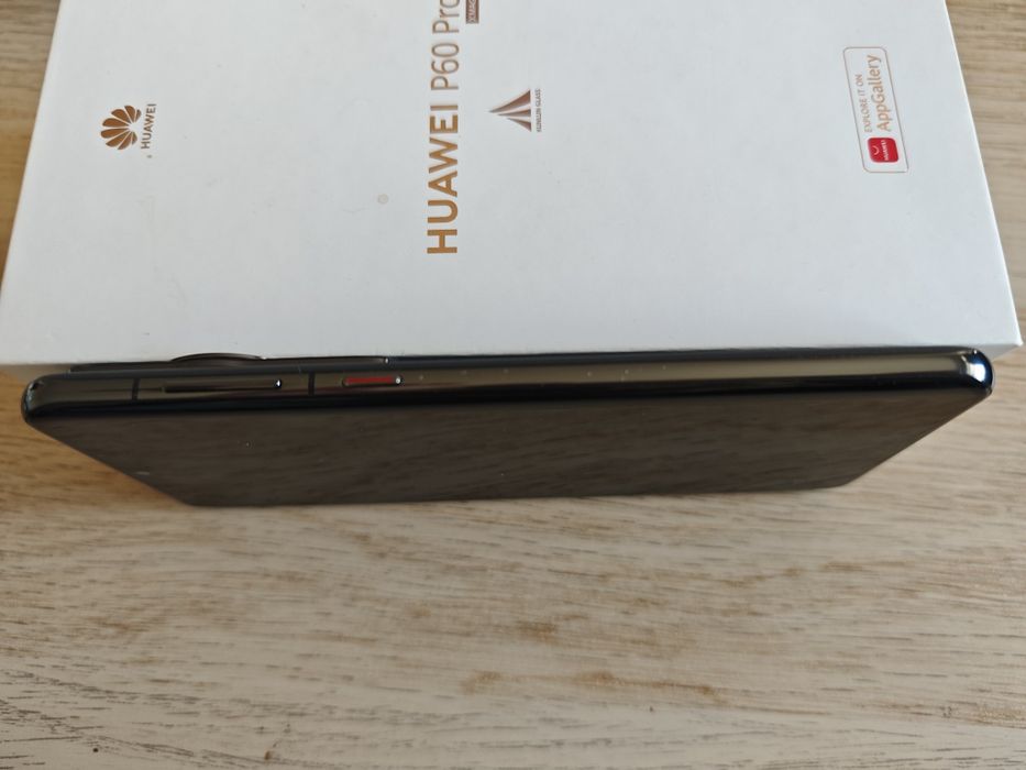 Huawei P60 Pro + Аксесоари