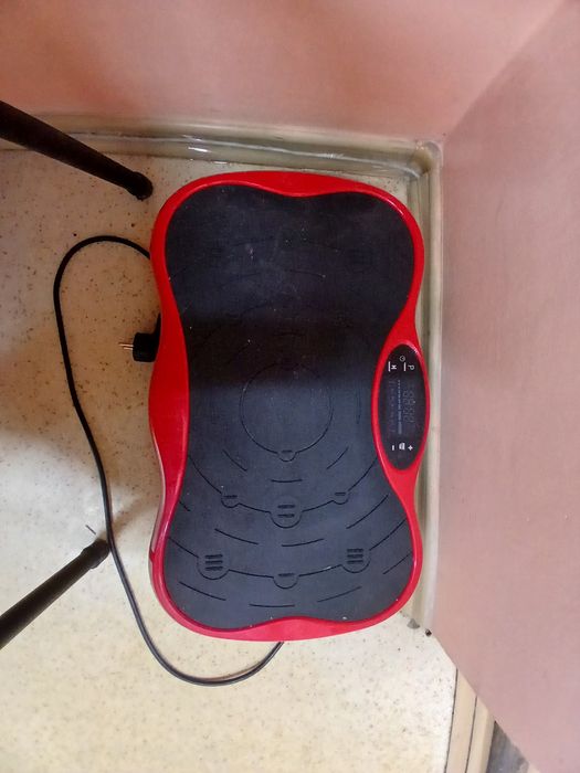 Виброплатформа продам, в отличном состоянии