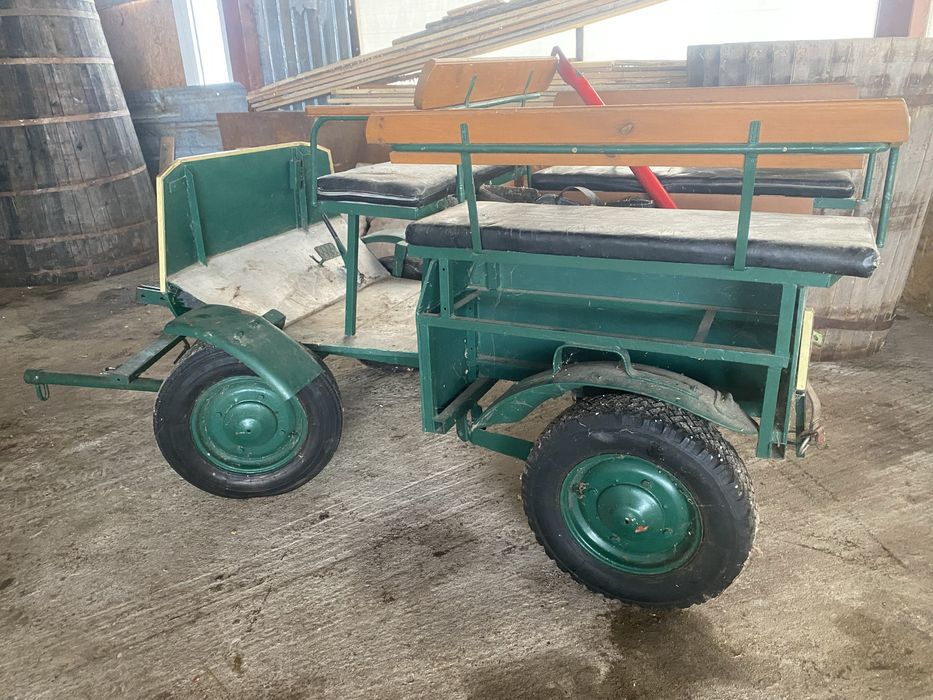 Vând trasura Dupa ponei