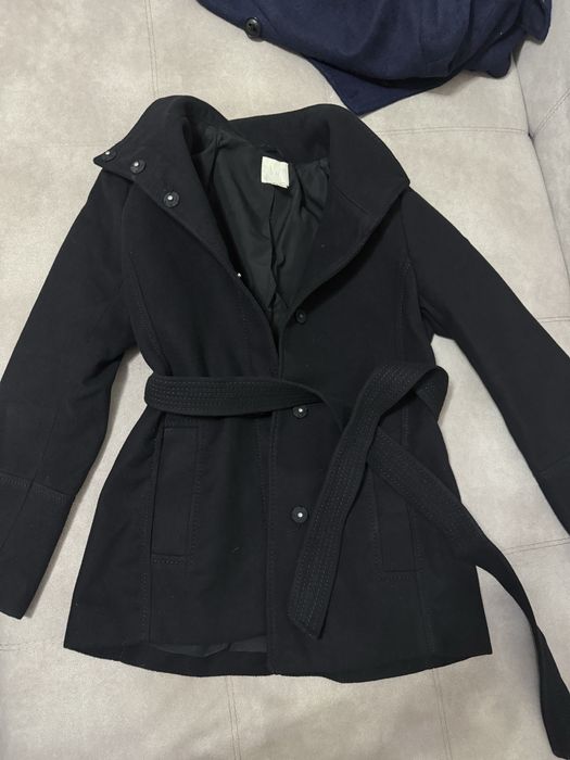 Пальто черное короткое h&m