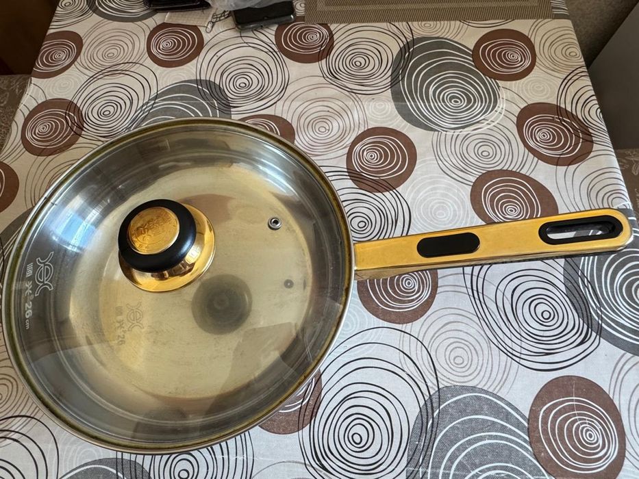 Сковорода диаметр 26см