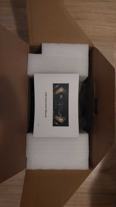 Ceasuri digitale BMW E60 E90 E91 F30 F10 F07 F06 E71 F01 F15 F16 F25