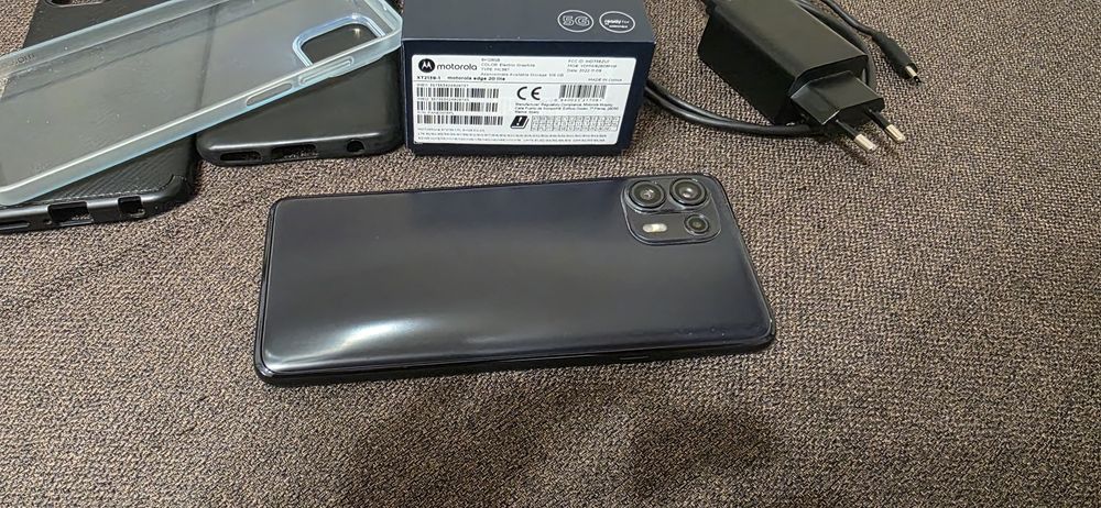 Моторола edge 20 lite