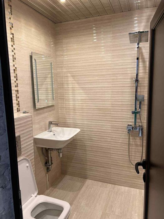 Дава се под наем Тристаен апартамент в София, Надежда 2 - 80 кв.м за 713.49 € - Снимка #9