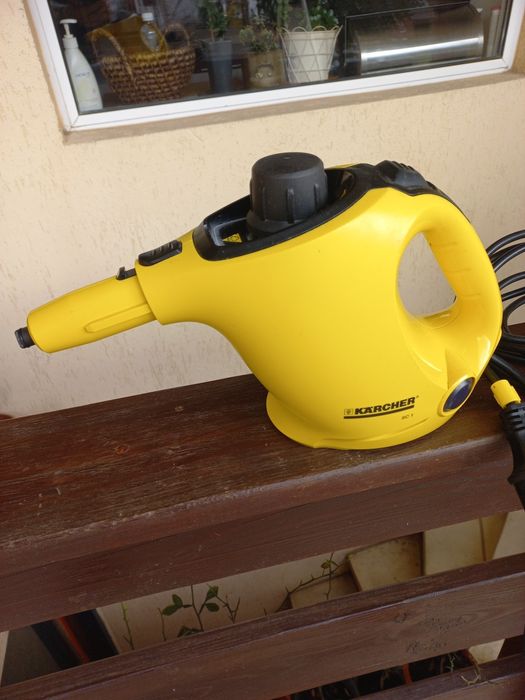 Aparat de curatat cu abur Karcher