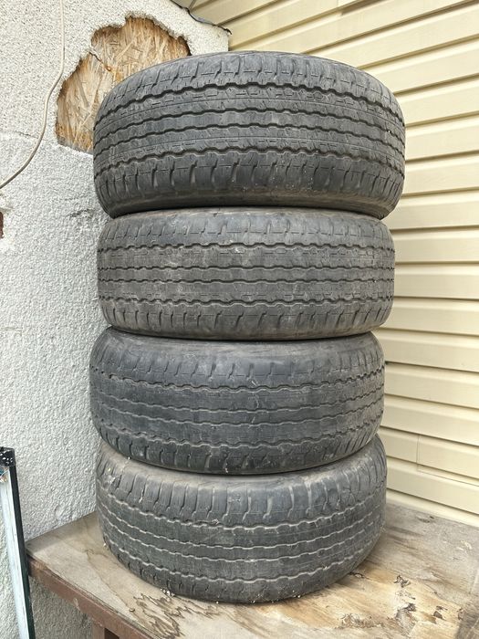 Резина Dunlop 285/60/18