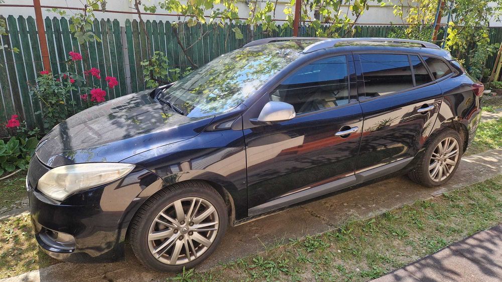 Vând Renault Megane 3 GT Line, an 2011, 1.5 dCi 110 CP, cutie automată