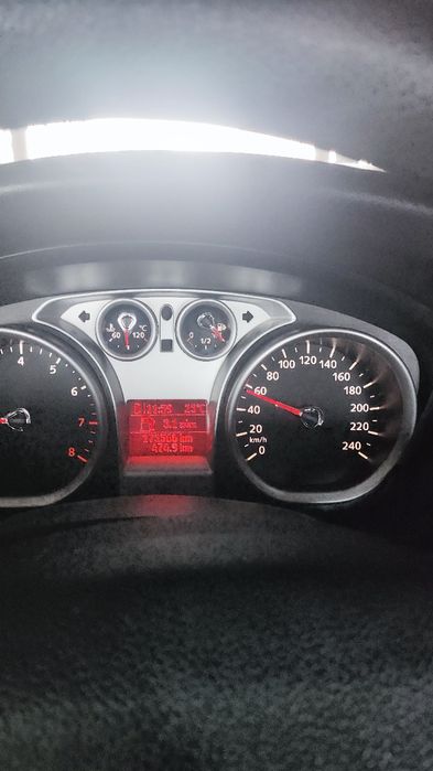 Ford Focus 2011 седан