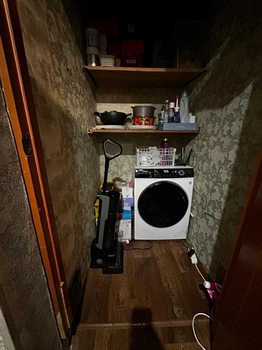 Продается  2 комн кв р-н Детская больница