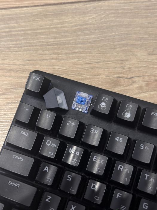 Механическая клавиатура hyperx