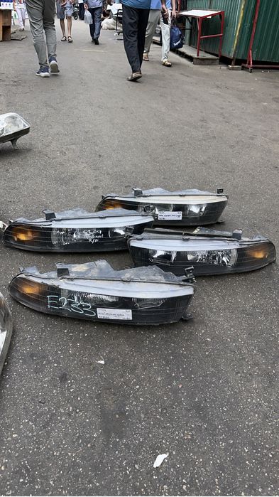 Фары на Mitsubishi Galant Legnum