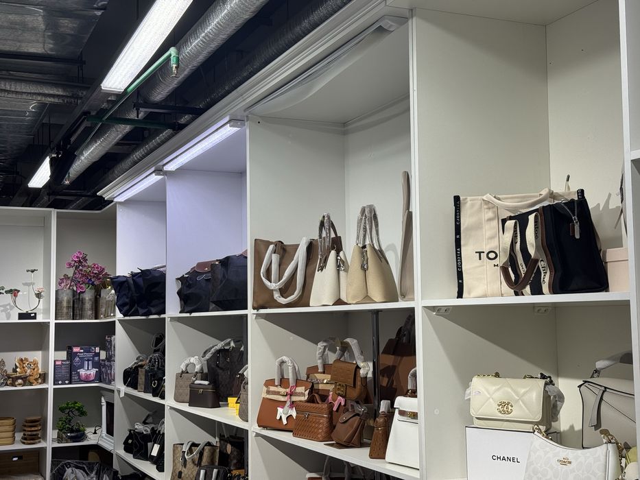 Продается бутик в Rahima Plaza