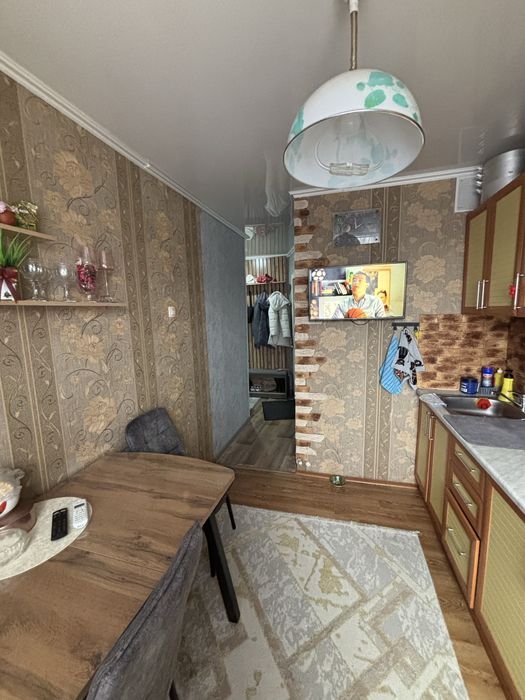 Продам улучшенную 2х ком квартиру