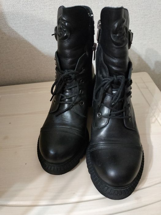 Продам женские батильоны