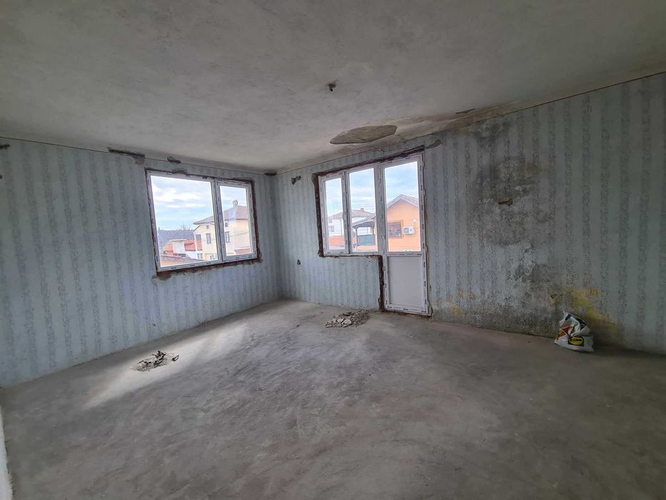 Продава се Къща в с. Стамболийски, Област Хасково - 212 кв.м за 433 €/кв.м - Снимка #7