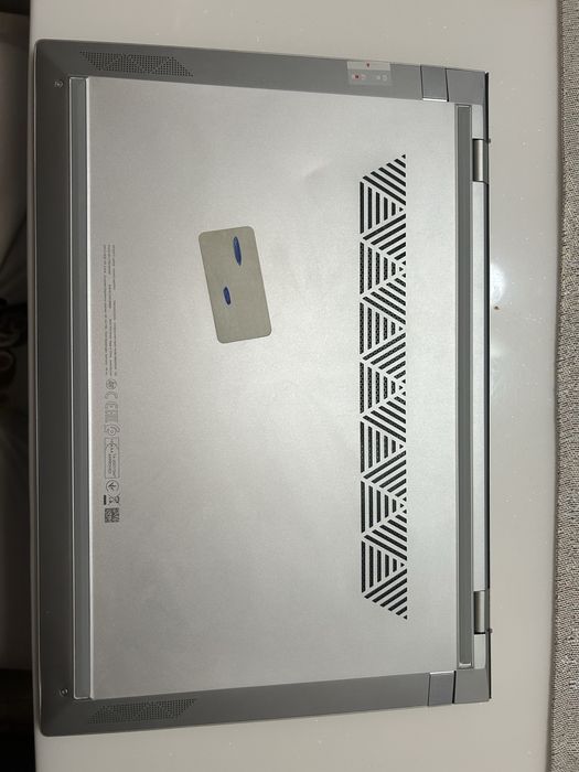 Laptop HP ENVY nou