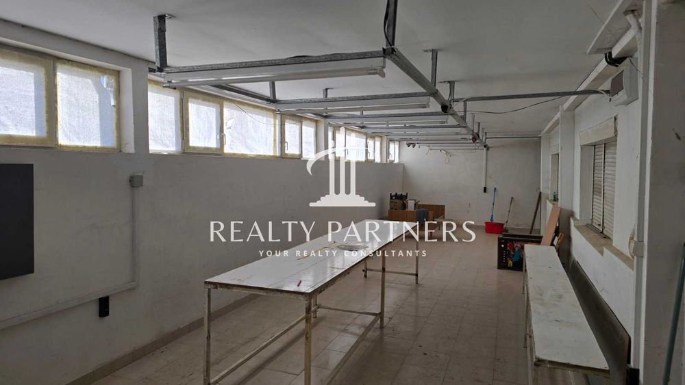 Отдава под наем офис – кв. Твърди ливади, гр. Перник