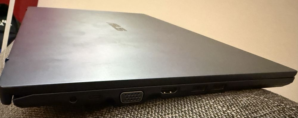 ASUS ExpertBook – Ryzen 3, 8GB RAM, Windows 11 Pro