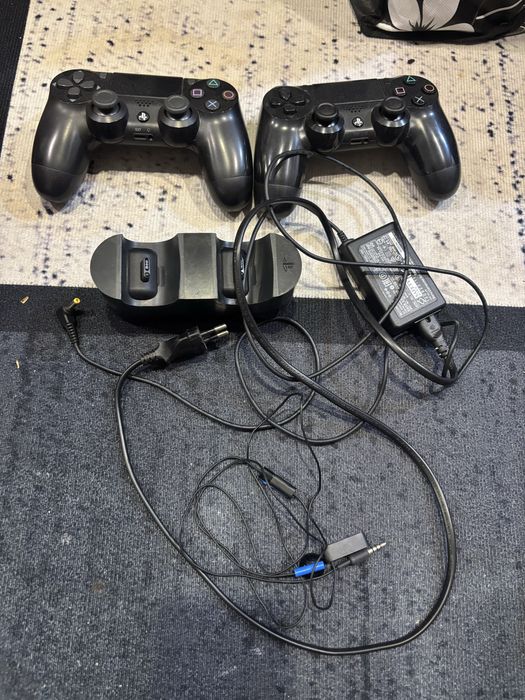 Ps4 продам полный корлект