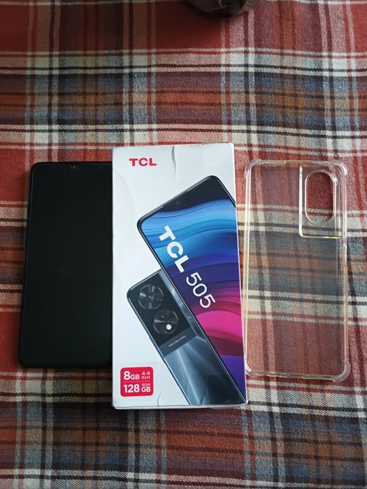 Telefon TCL 505 impecabil cu cutie și husa protecție