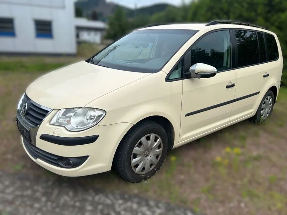 Dezmembrari / Dezmembrez VOLKSWAGEN TOURAN