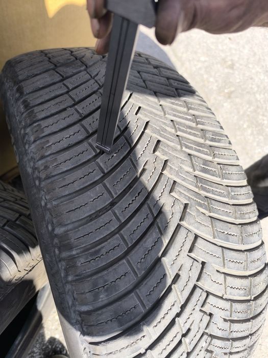255/50/19 pireli