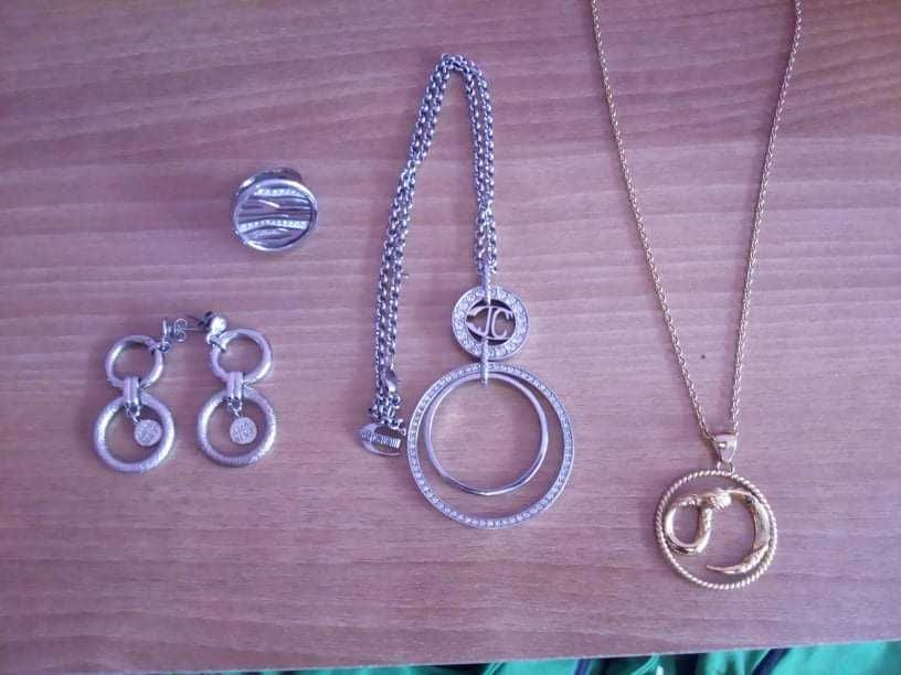 Колие just cavalli