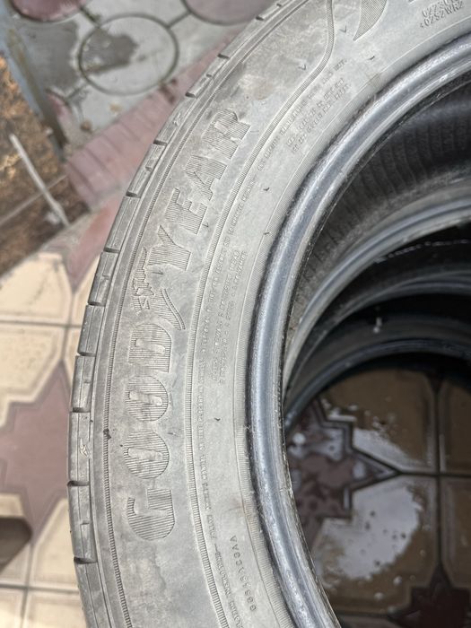 Шины летние Goodyear 235/55/19
