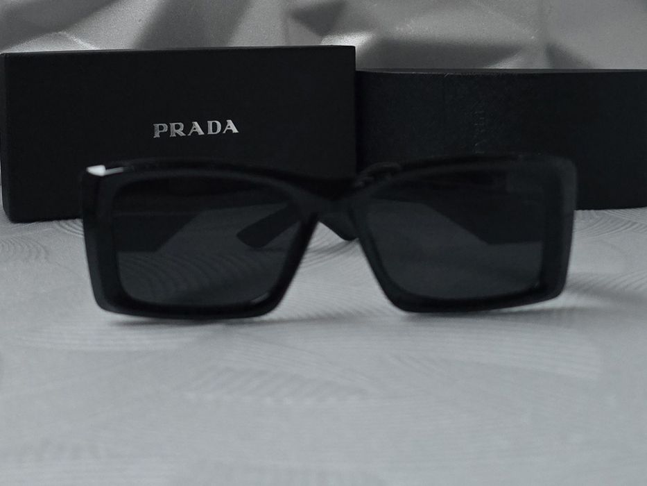 Дамски слънчеви очила правоъгълни