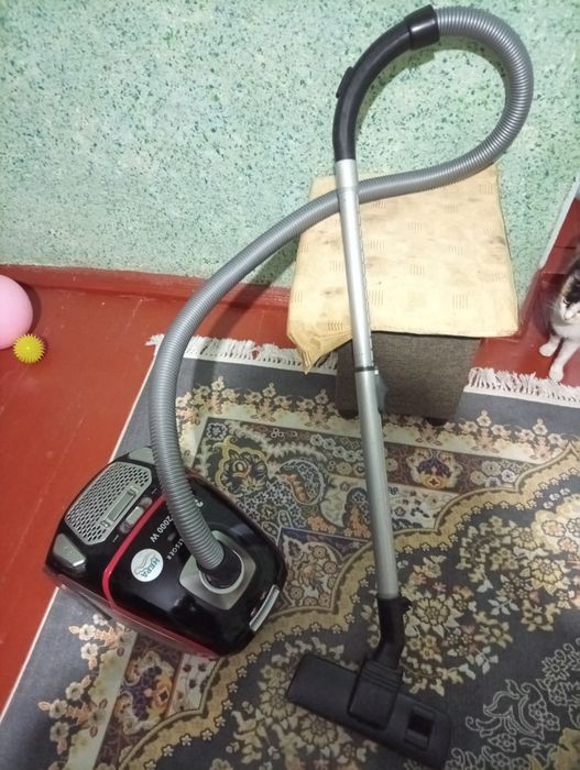 Продаётся пылесос